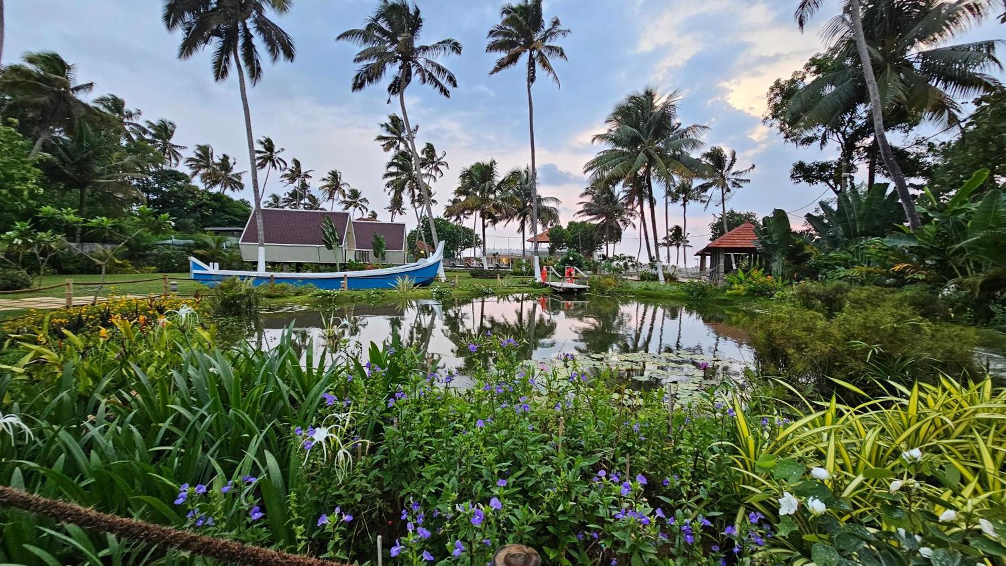 Ether Marari Beachfront Mararikulam Exterior foto