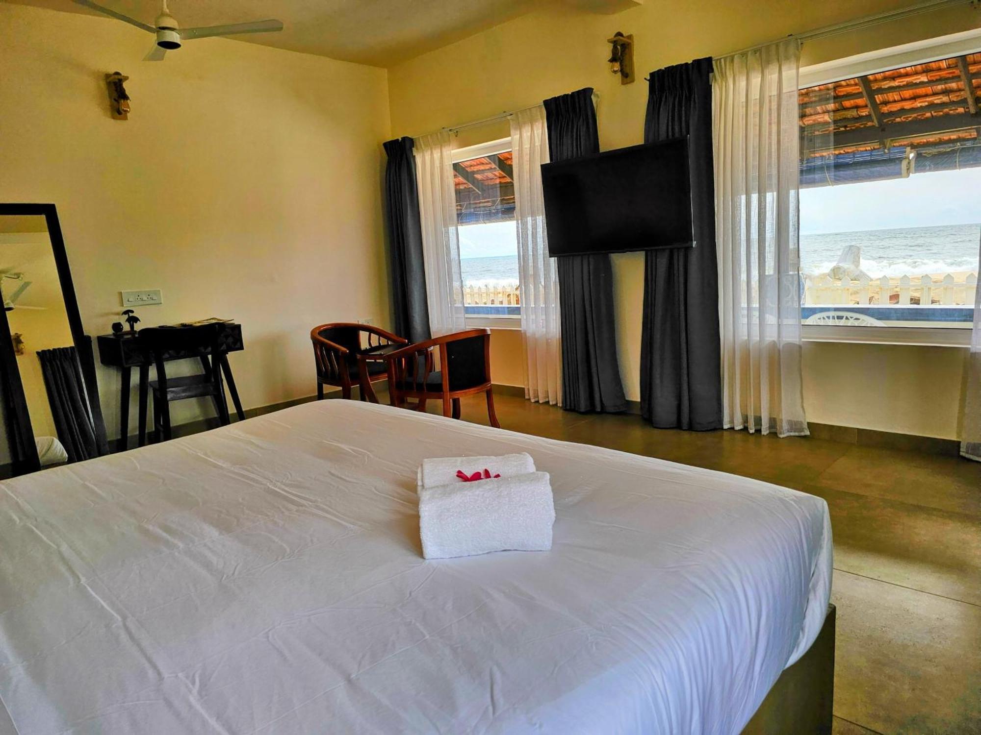 Ether Marari Beachfront Mararikulam Exterior foto