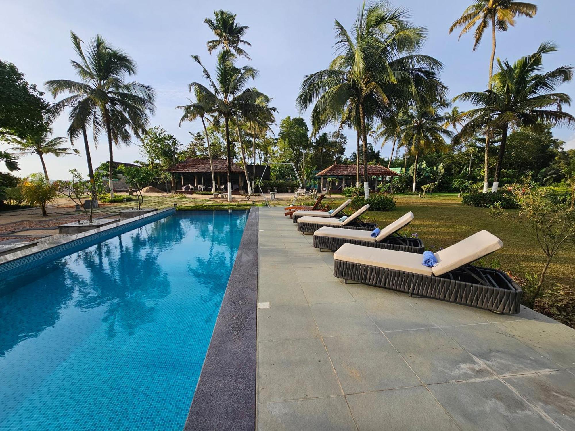 Ether Marari Beachfront Mararikulam Exterior foto