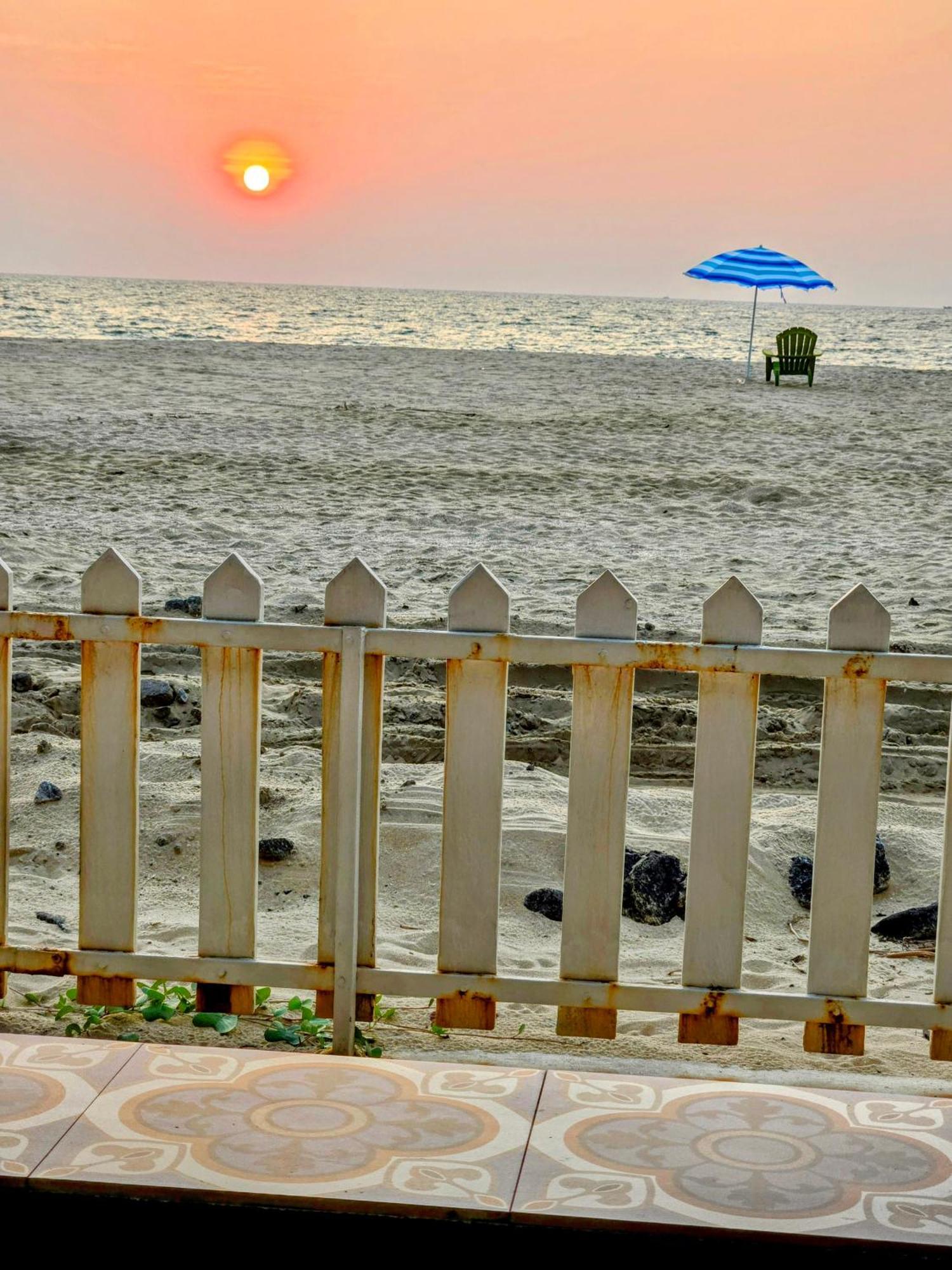 Ether Marari Beachfront Mararikulam Exterior foto